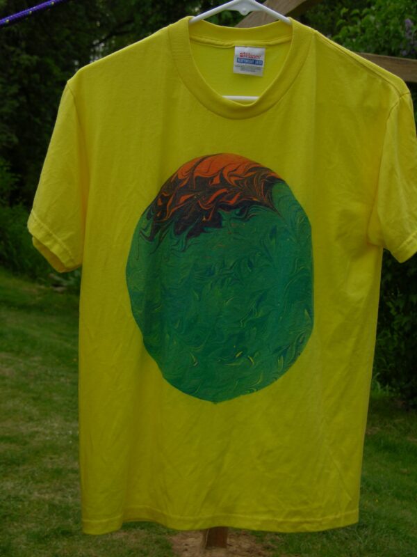 T-shirt Marbled - Yellow with Feather Circle